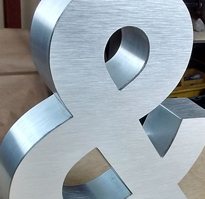 rótulos y letras corpóreas de Aluminioe en Madrid